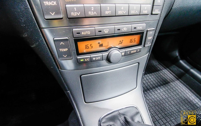 Toyota Avensis cena 14999 przebieg: 194000, rok produkcji 2007 z Nowe Skalmierzyce małe 326